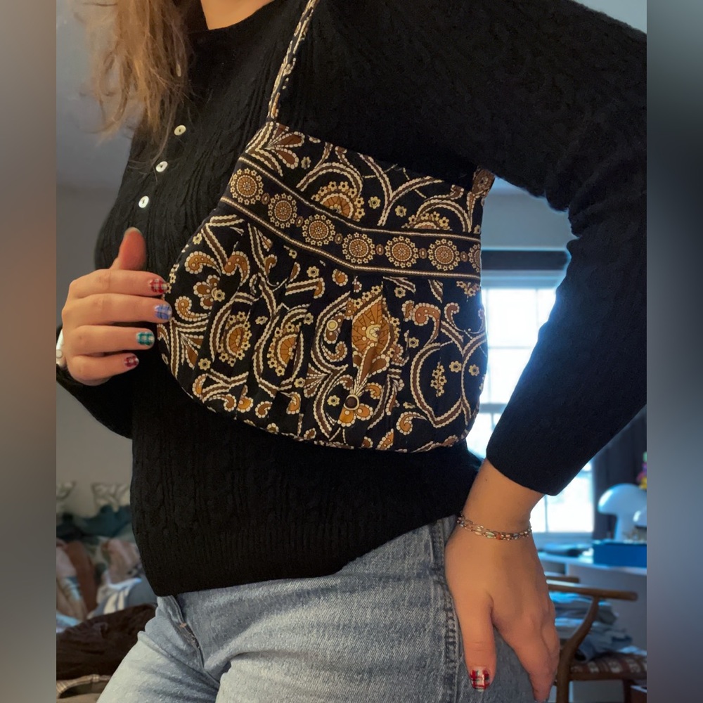 Elegant Black and Brown Vera Bradley Bag